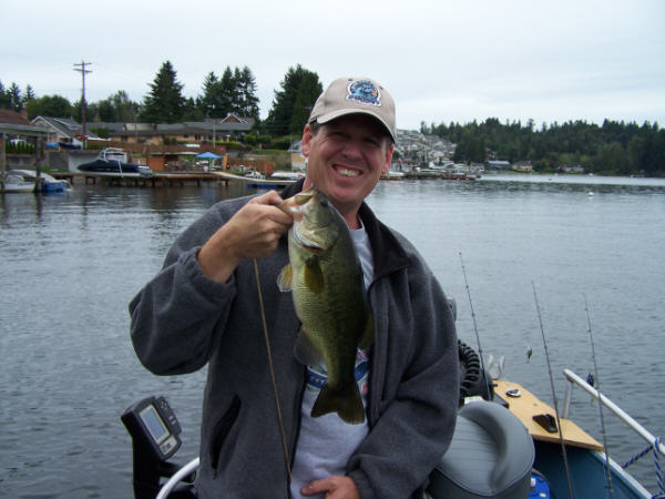 Mike_Stevens_Bass.jpg